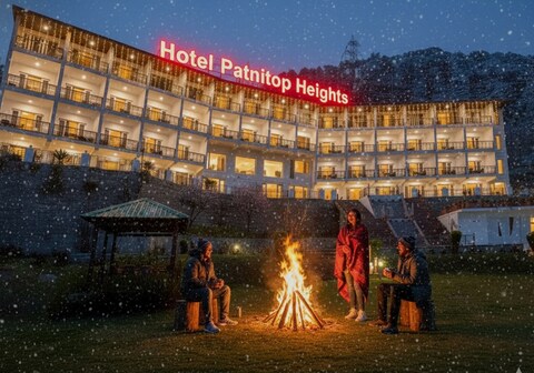 Hotel Patnitop Heights