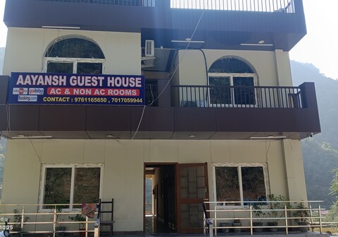 Ayansh Gust House