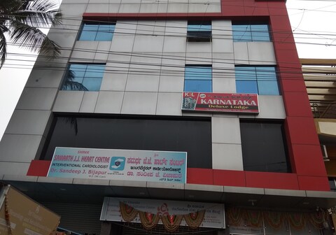 Hotel Karnataka Deluxe