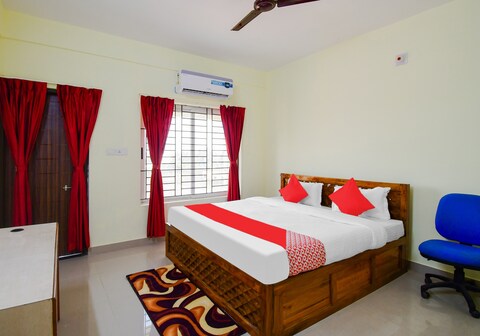 Hotel O U Tech Hotel And Restaurant