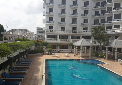 Caesar Palace Hotel Pattaya