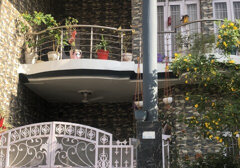 Abhishek Homestay | Rooms & Wi-Fi