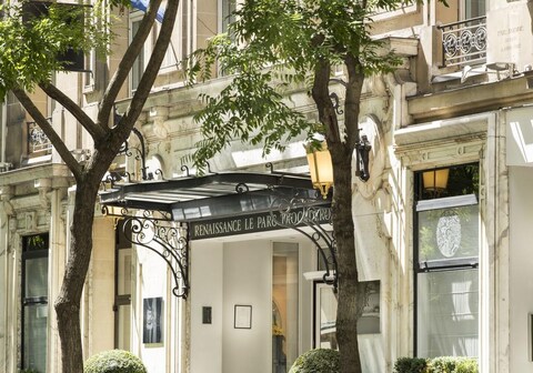 Renaissance Paris Le Parc Trocadero Hotel