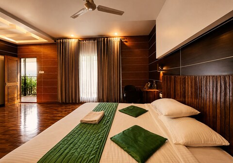 Dream Coconut Villa Resort
