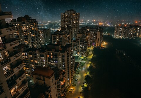 The Pinnacle 29 Service Appartment on 29th floor