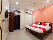 OYO 15753 Vishnu Priya Residency, Hyderabad OYO 15753 Vishnu Priya Residency, Hyderabad