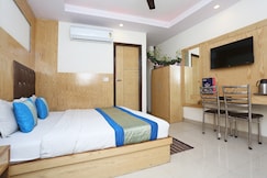OYO 9233 Hotel Cottage Lord krishna, Delhi OYO 9233 Hotel Cottage Lord krishna, Delhi