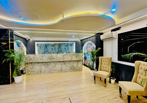 HOTEL THE ELITE CITY