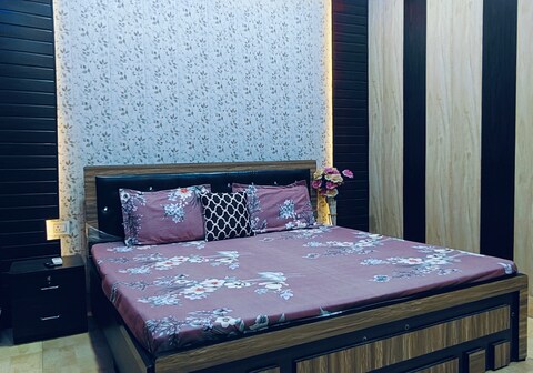 Anjani Home : 3Bhk Homely & Groundfloor Family Stay