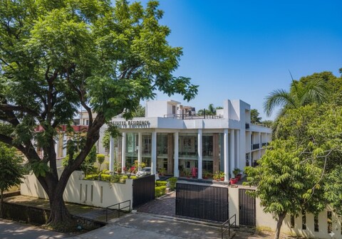 Metteyye Residency