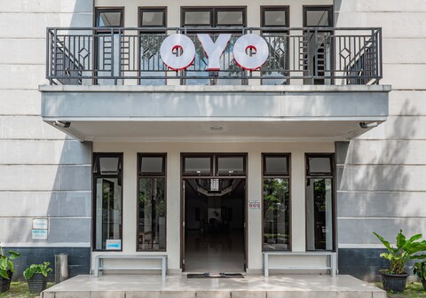 Hotel O Kambang Iwak Area Near Kambang Iwak Park Formerly Kerangga