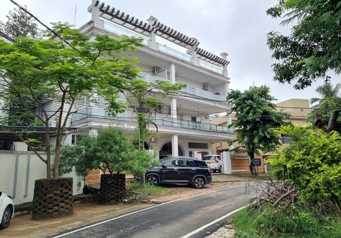 Executive`s inn
