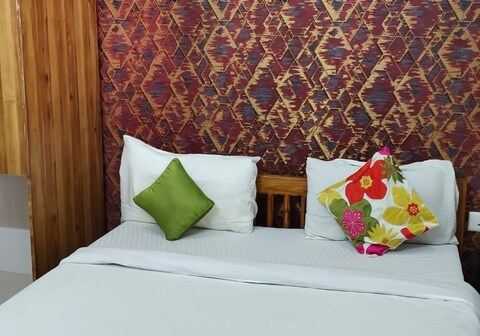 Hotel The Elite Club