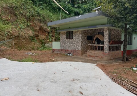 MERCYS MUNNAR COTTAGE