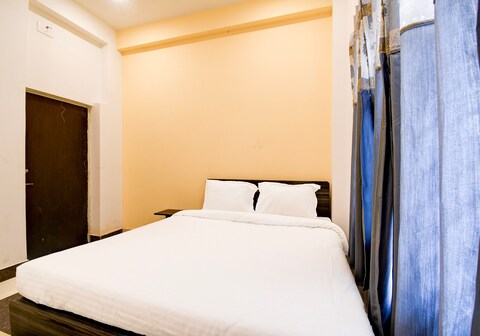 OYO 817415 Hotel OceanBird