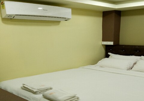 Empire Guest House Kolkata, Sudder Street