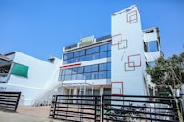 OYO 3603 White Pearl Hotel, Jabalpur OYO 3603 White Pearl Hotel, Jabalpur