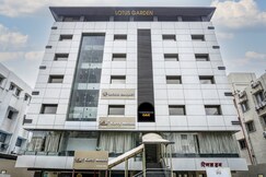 Super Townhouse OAK Regal Inn Near Sant Tukaram Nagar Metro Station, Pune Super Townhouse OAK Regal Inn Near Sant Tukaram Nagar Metro Station, Pune