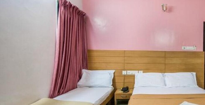 samudra-residency-chennai-deluxe-non-ac-room