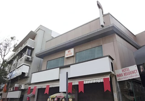 Hotel Paris Residency