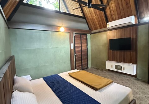 De Waga - A Frame Staycation