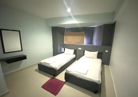 OYO 90849 Hotel Hanarilla