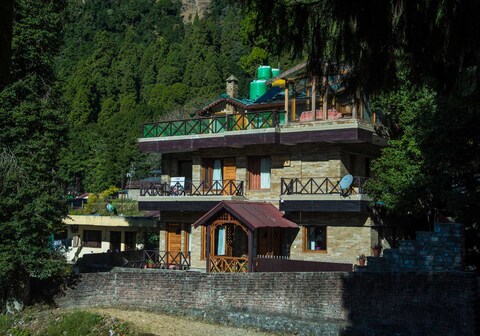 StayVista | Garbyang Homestay