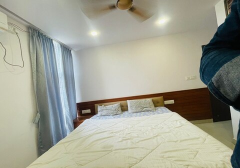 Hotel O SGR Green Residency