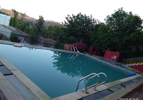 Chitrakoot Hill Resort
