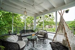 The Penthouse 2bhk in Parra by Orange Sunsets, Goa The Penthouse 2bhk in Parra by Orange Sunsets, Goa