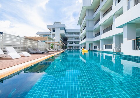Casa Del M Phuket - Newly Renovated