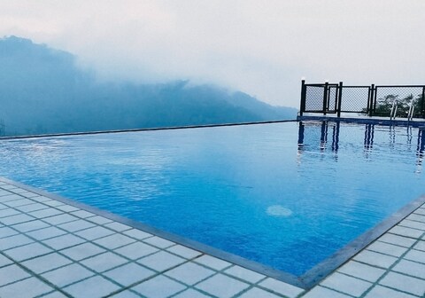 Silver Cascade Munnar