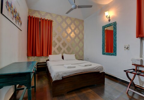 Marigold Charming | 2 BHK Service Apartment
