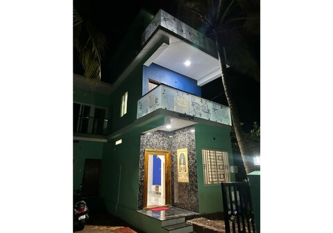 Gokul Deluxe Homestay