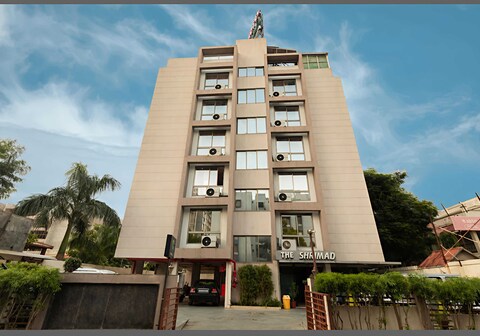 Hotel O Rajula Formerly The Urban Hotel