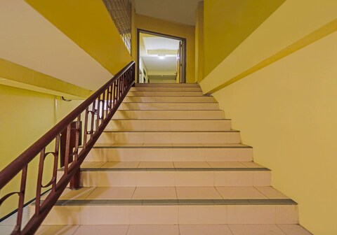 Hotel O Penginapan ReniNearMall Nagoya Hill