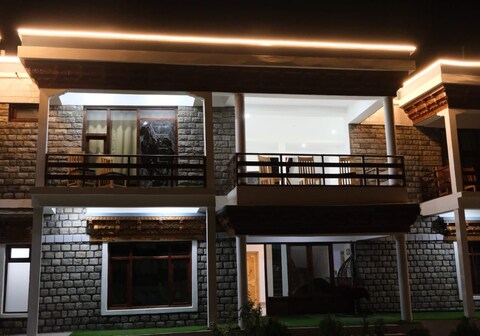 Royal Mount Guest House Hundar