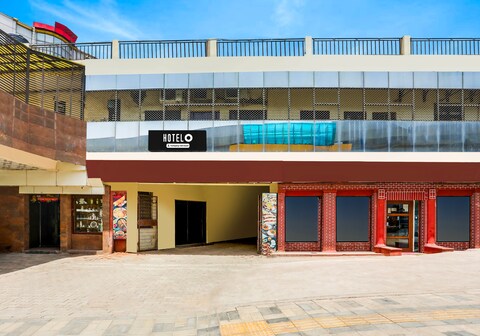 Hotel O Tajganj Near Taj Mahal West Gate