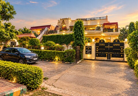 Hotel Krishna, Lucknow