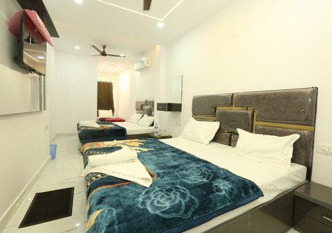 Aditya Rooms and Stay