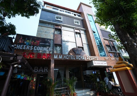 M M HOTEL ROYAL RESPITE