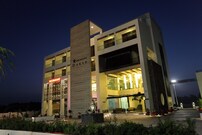 Hotel Grand Daksh, Somnath Hotel Grand Daksh, Somnath