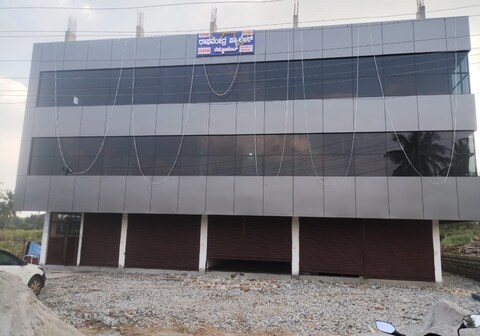 Raghavendra Palace Lodge