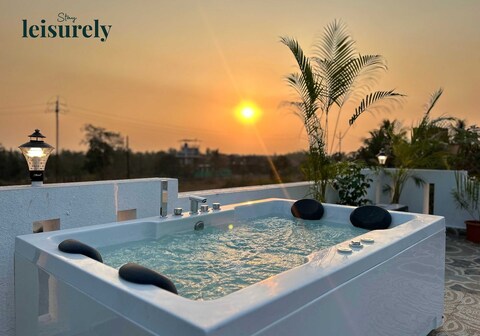 StayLeisurely Rolling Stone 2BHK, Alibaug