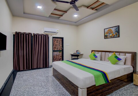 Treebo Royal, Chandrapur