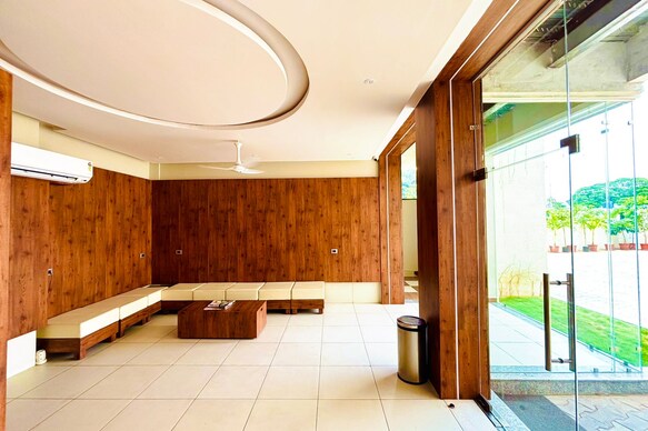 Triviera Hotel