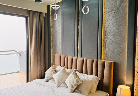 Dreamscape by Rivique Inn 38th Floor River View