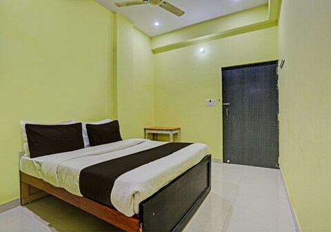 Hotel O Pari Palace