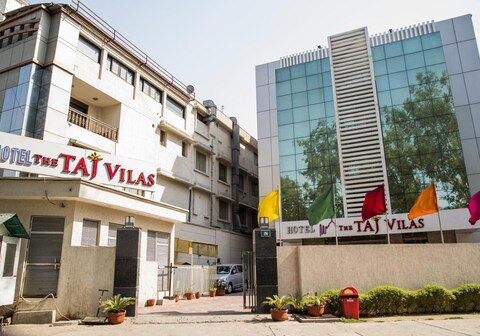 The Taj Vilas