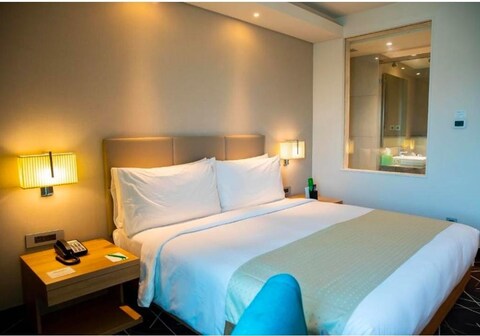 HOTEL RADIANT